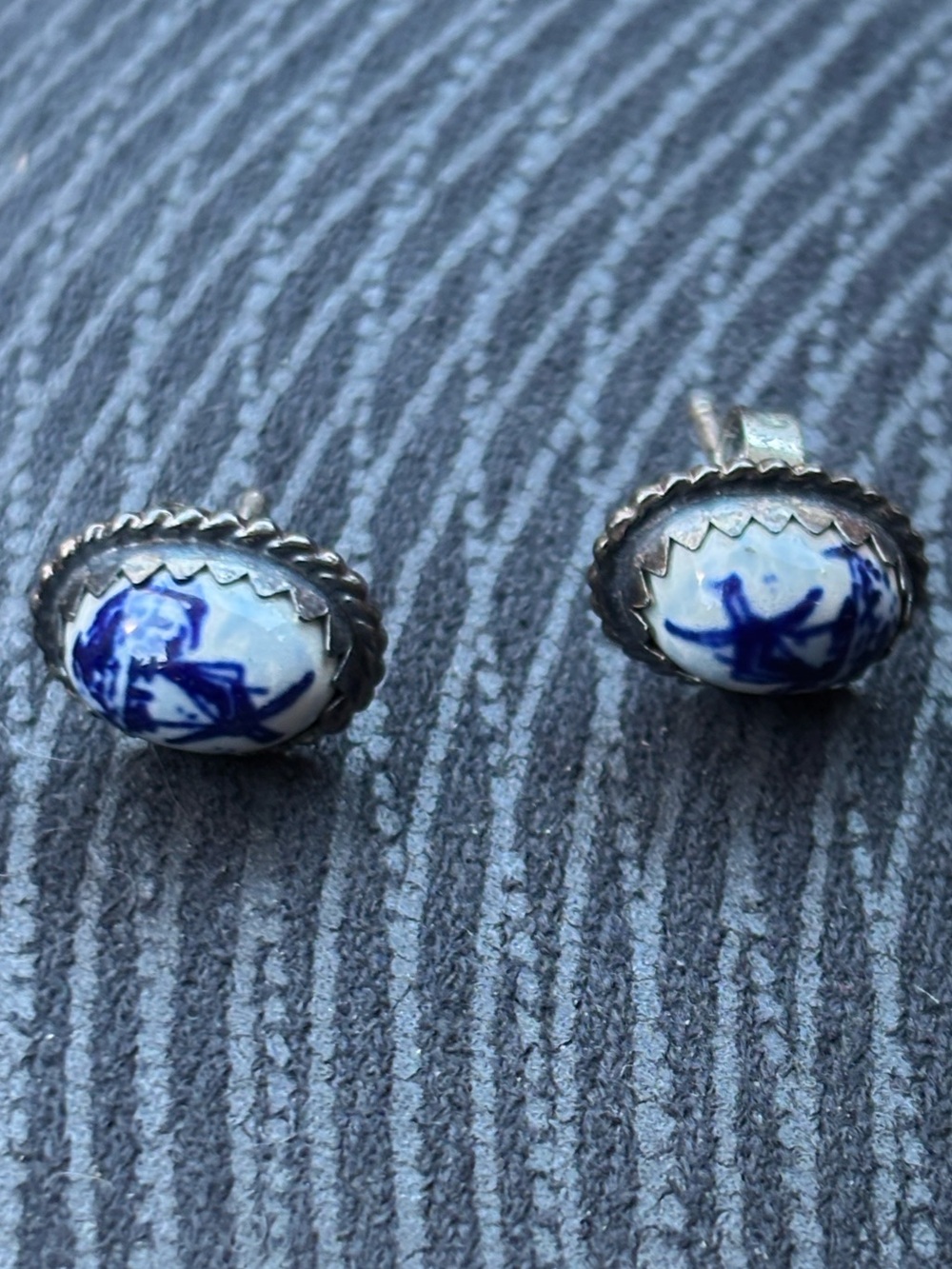 Vintage 1970’s 835 Silver DELFT HOLLAND Blue White Porcelain Oval Stud Earrings